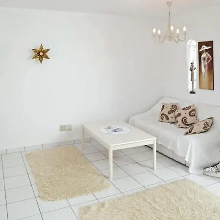 Semesterbostad Casa Marga *